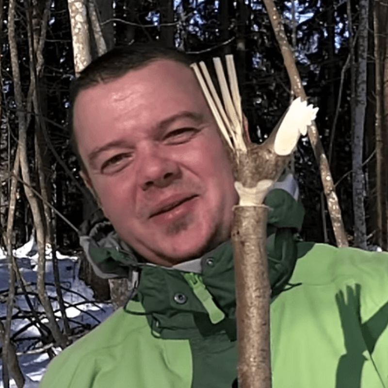 Kako z žepnim nožem izdelamo lesenega petelina?